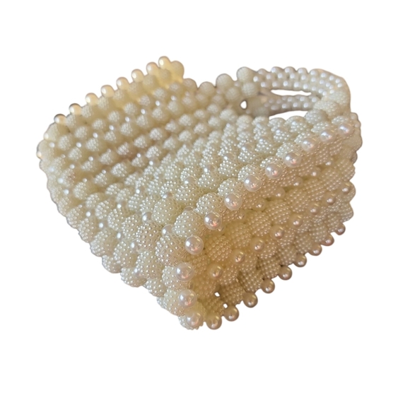 Handbag Made Of Pearls - Picture 4 of 4